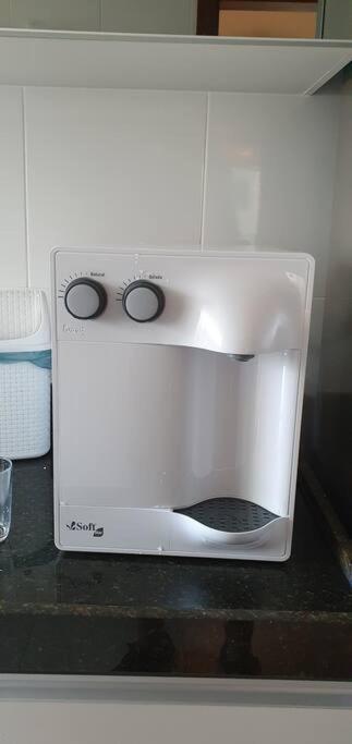 カボ・フリオLindissimo Apartamento, Ar Condic, 7 Min Da Praia!アパートメント エクステリア 写真